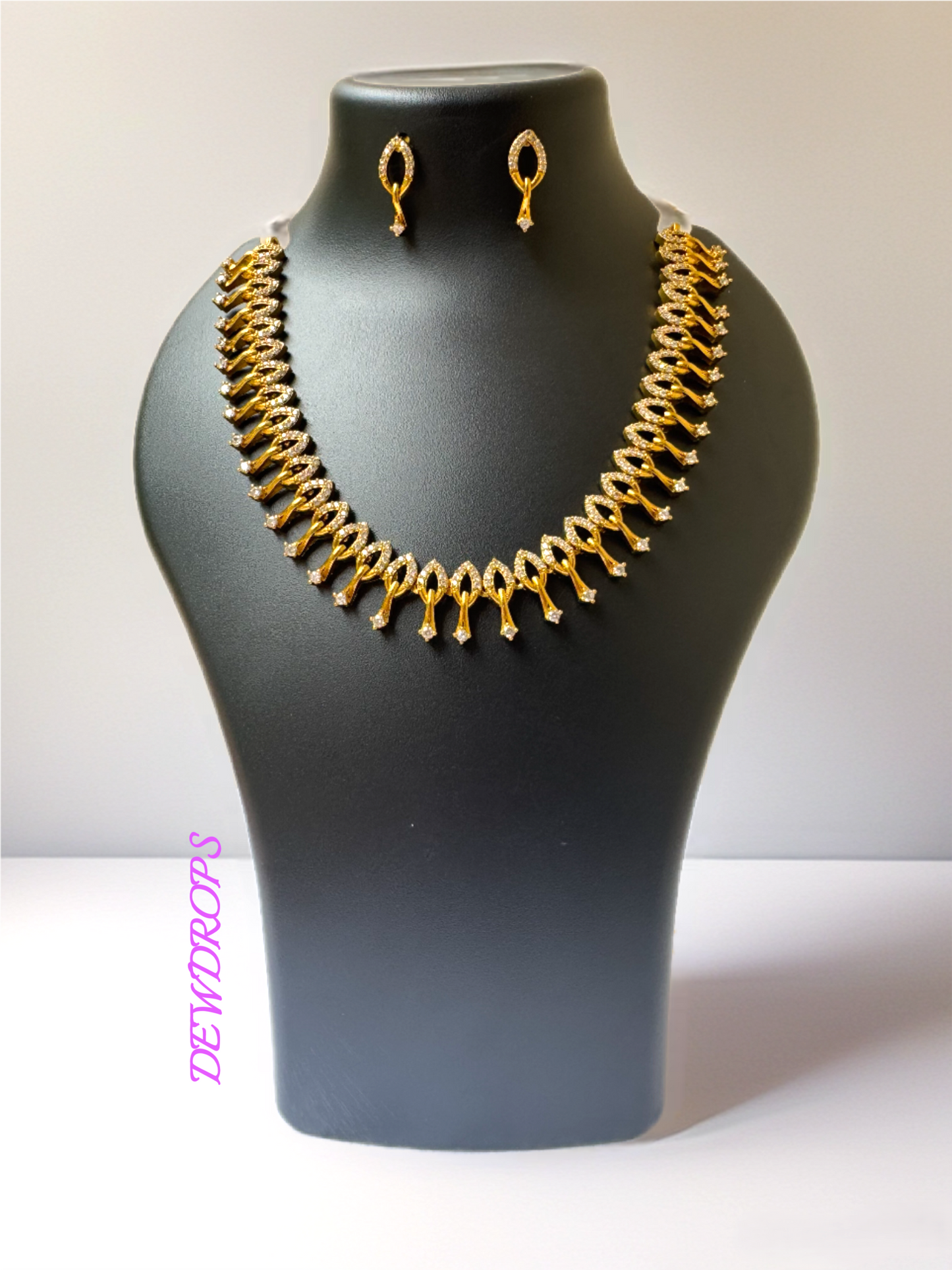Elegant Gold-Plated Necklace & Earring Set