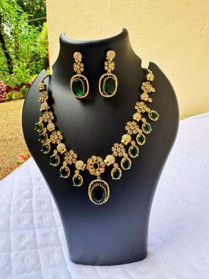 Gold-Plated Green Stone Necklace Set